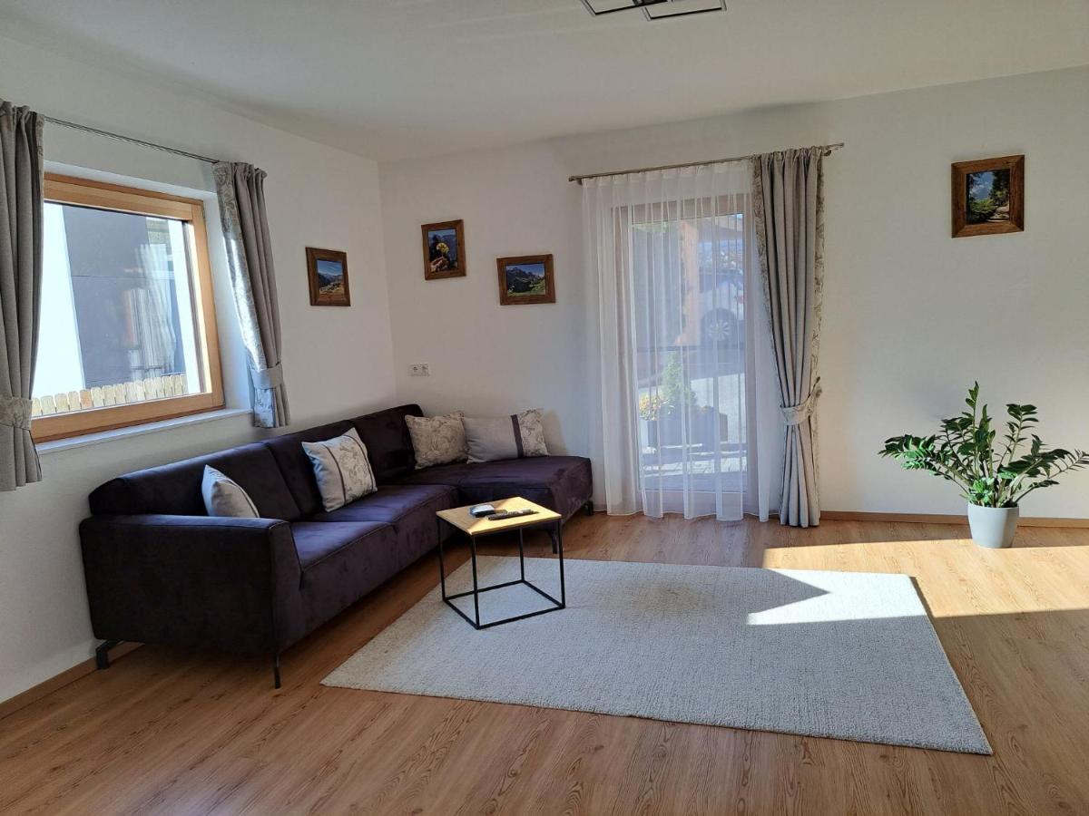 Apartment Edith Telfes im Stubai Bagian luar foto